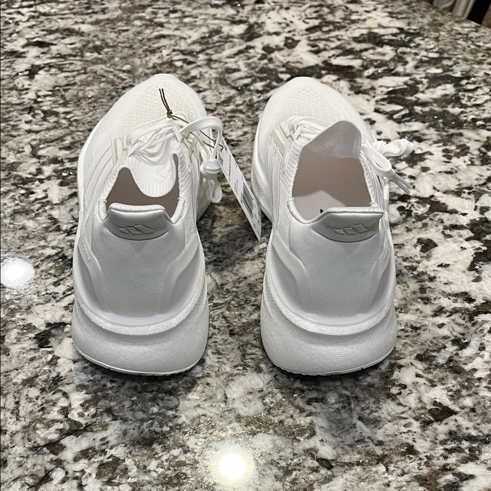 Adidas Ultraboost 5X White Women’s Size 5.5 - Picture 6 of 13